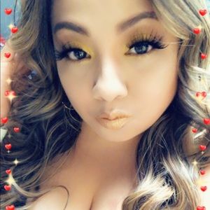 Meet your Posher, Victoria